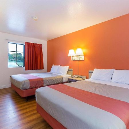 Motel 6 Vallejo - Maritime North ภายนอก รูปภาพ